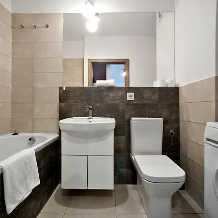 Airport Okecie Klobucka P&o Serviced