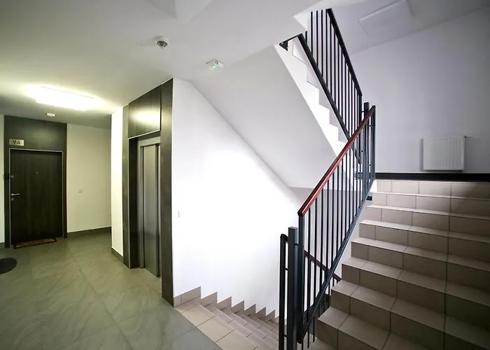 Airport Okecie Klobucka P&o Serviced 아파트